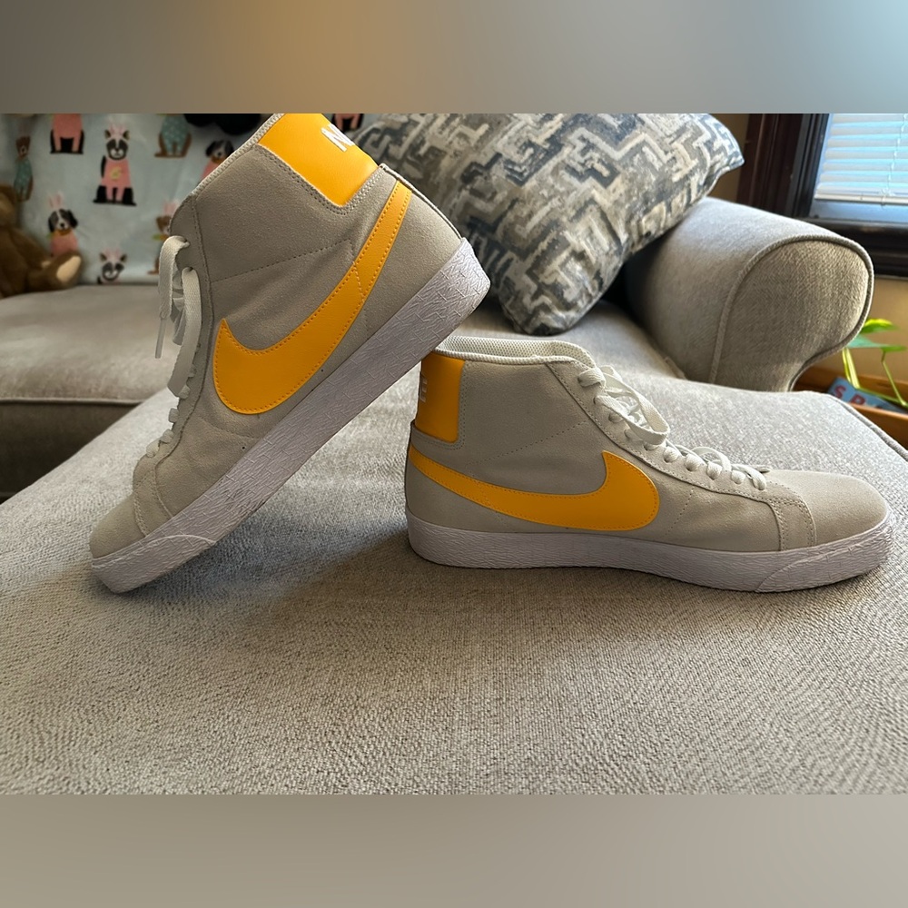 Men’s Nike SB Zoom Blazer Mid Suede sneakers.